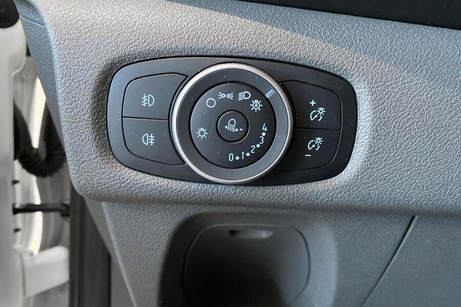 Ford Transit Custom vaihtoauto