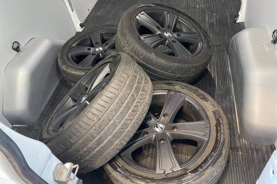 Ford Transit Custom vaihtoauto