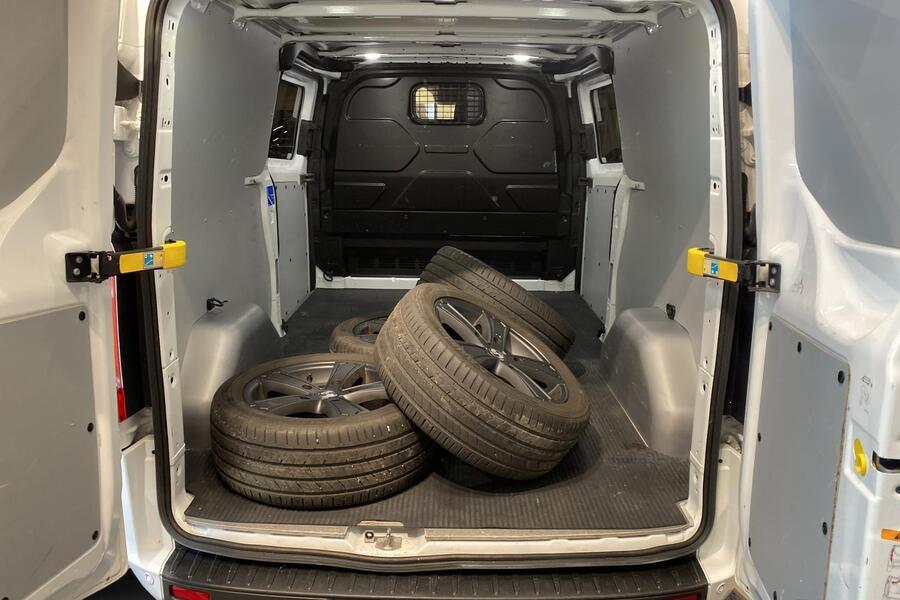 Ford Transit Custom vaihtoauto