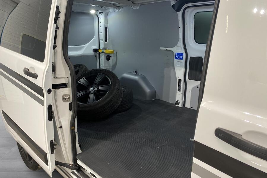 Ford Transit Custom vaihtoauto