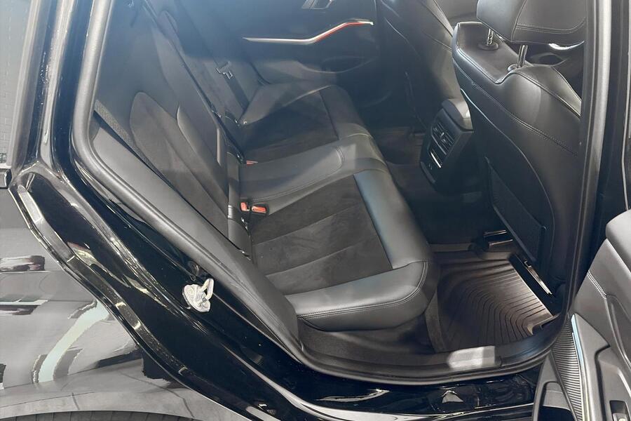 BMW 330 vaihtoauto