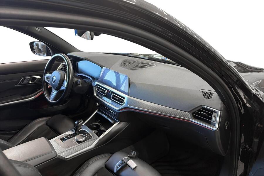 BMW 330 vaihtoauto