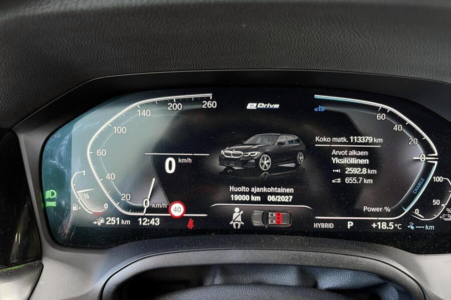BMW 330 vaihtoauto