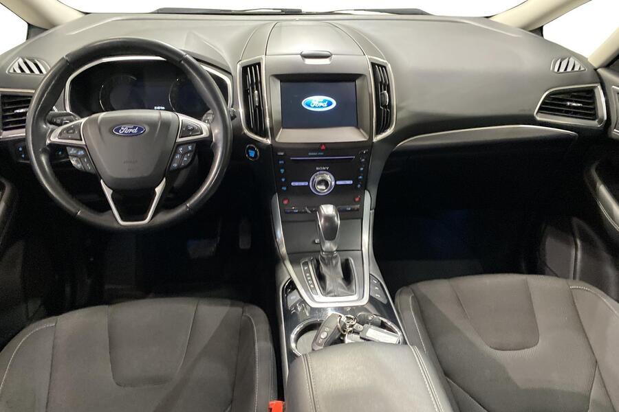 Ford S-MAX vaihtoauto