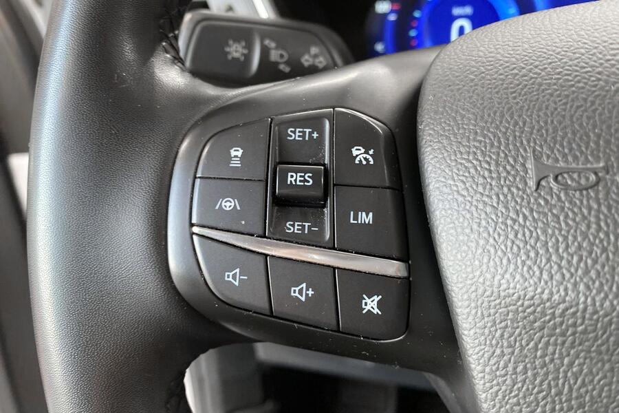 Ford Kuga vaihtoauto