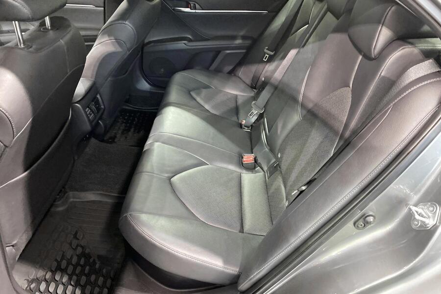 Toyota Camry vaihtoauto