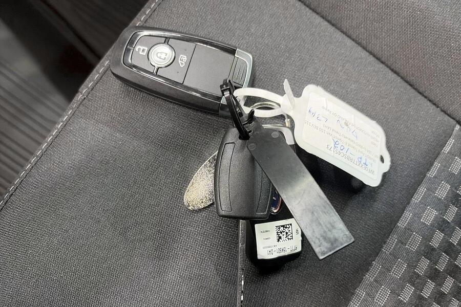 Ford Transit vaihtoauto