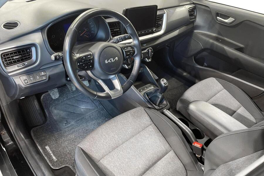 Kia Stonic vaihtoauto