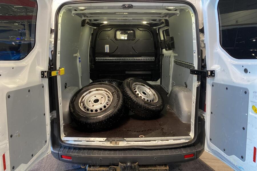 Ford Transit Custom vaihtoauto