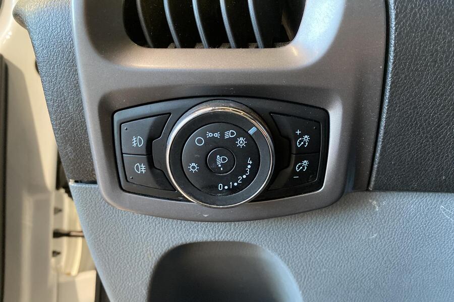 Ford Transit Custom vaihtoauto
