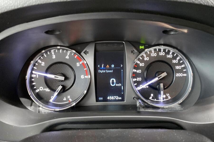 Toyota Hilux vaihtoauto