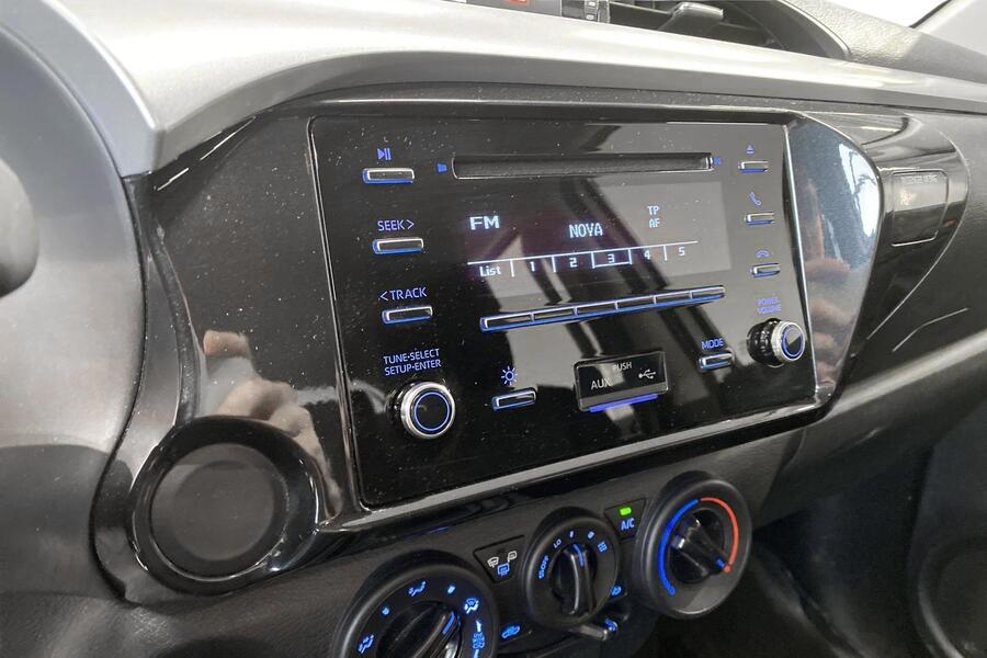 Toyota Hilux vaihtoauto