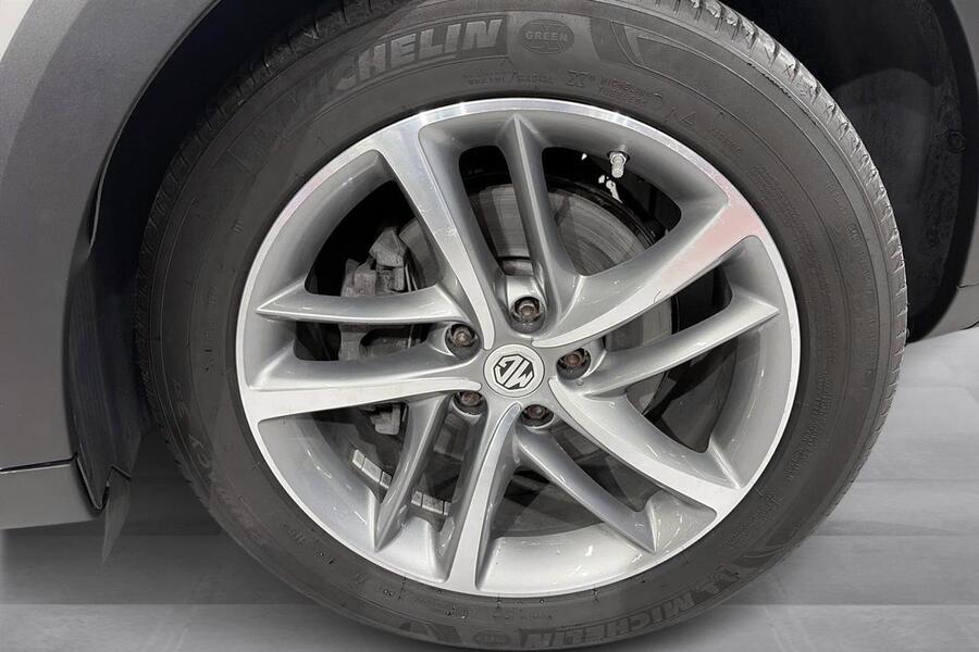 MG EHS vaihtoauto