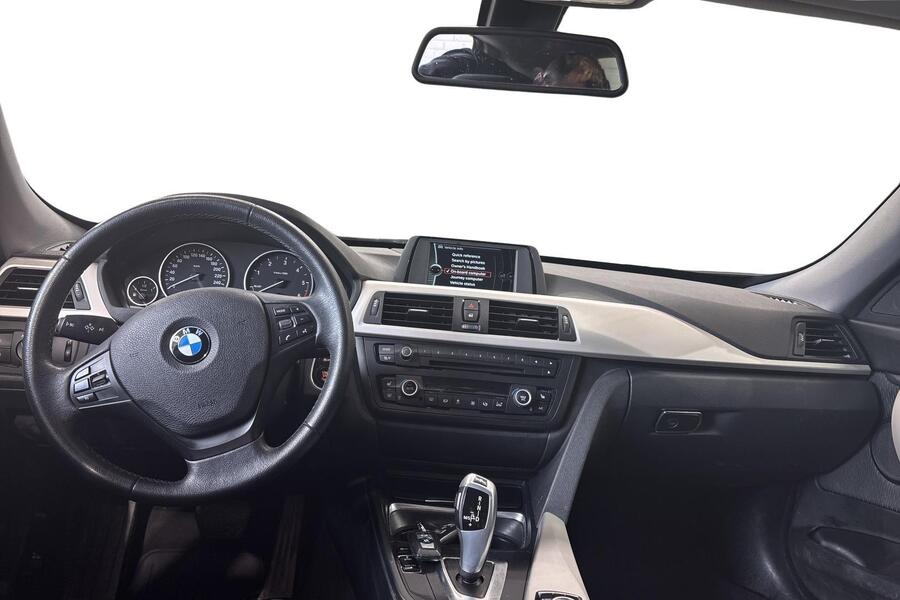 BMW 320 vaihtoauto