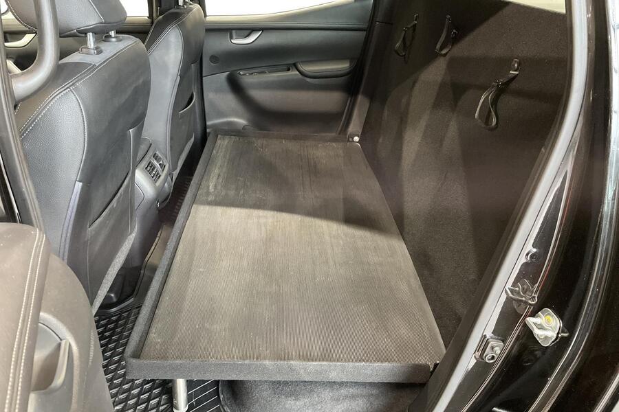 Mercedes-Benz X vaihtoauto