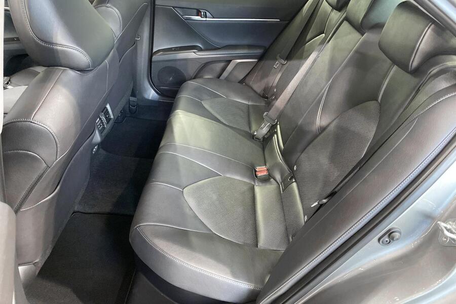 Toyota Camry vaihtoauto