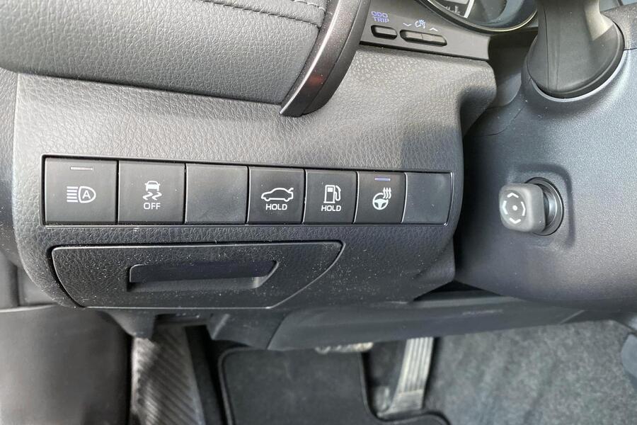 Toyota Camry vaihtoauto