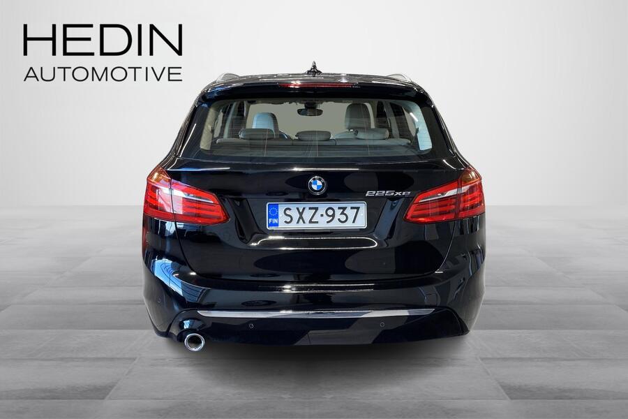 BMW 225 vaihtoauto