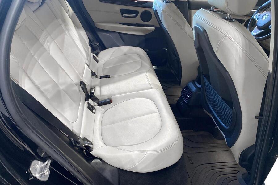 BMW 225 vaihtoauto