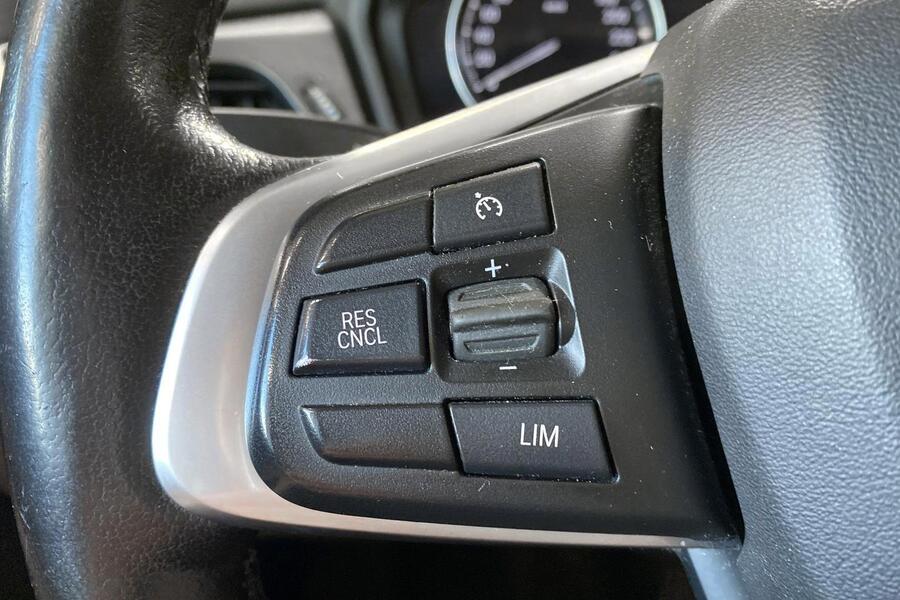 BMW 225 vaihtoauto