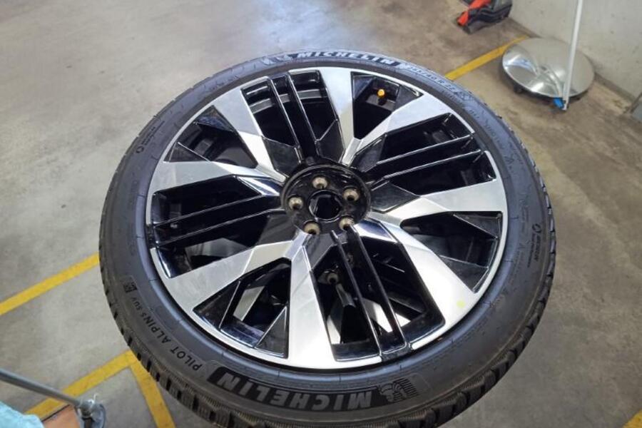 Polestar 4 vaihtoauto