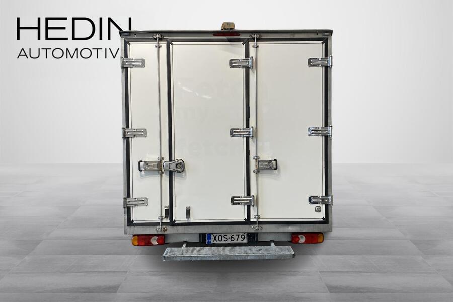 Nissan NV400 vaihtoauto