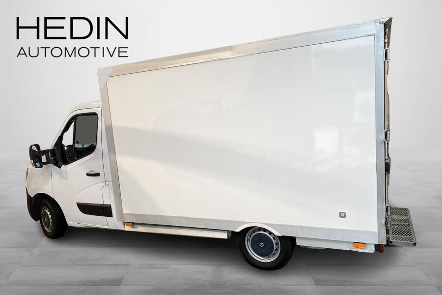 Nissan NV400 vaihtoauto