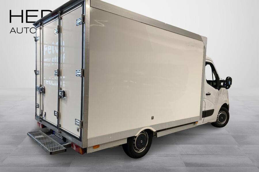 Nissan NV400 vaihtoauto