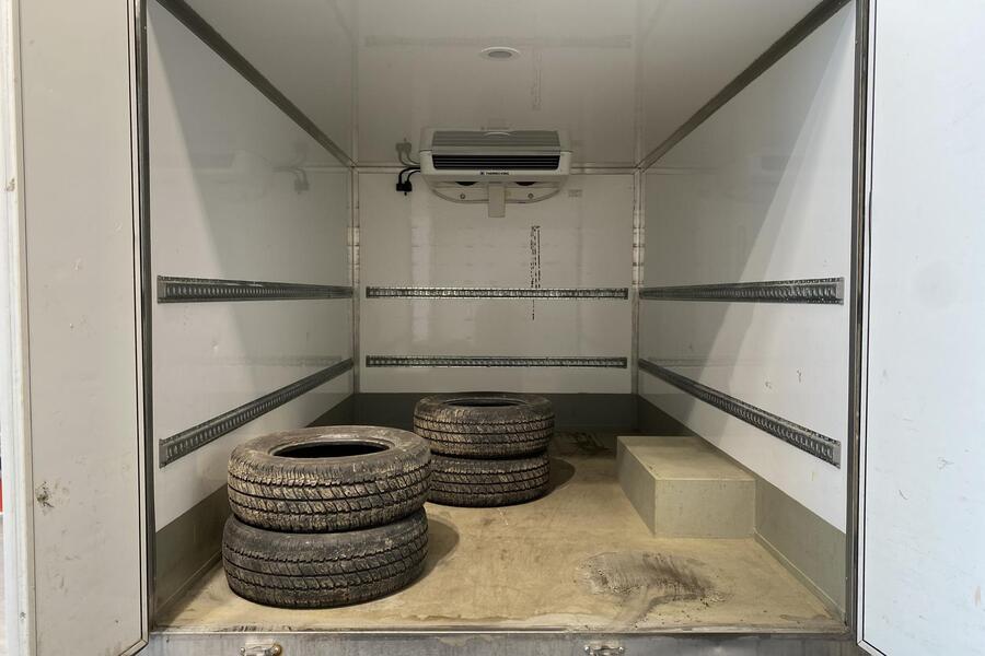 Nissan NV400 vaihtoauto