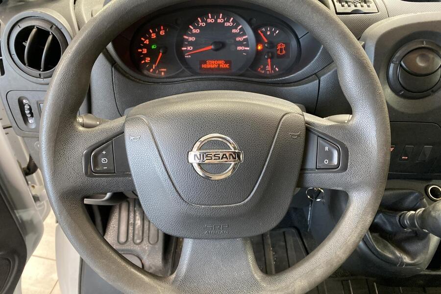 Nissan NV400 vaihtoauto