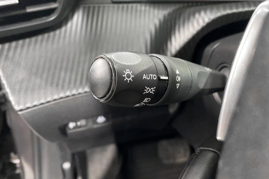 Peugeot 208 vaihtoauto