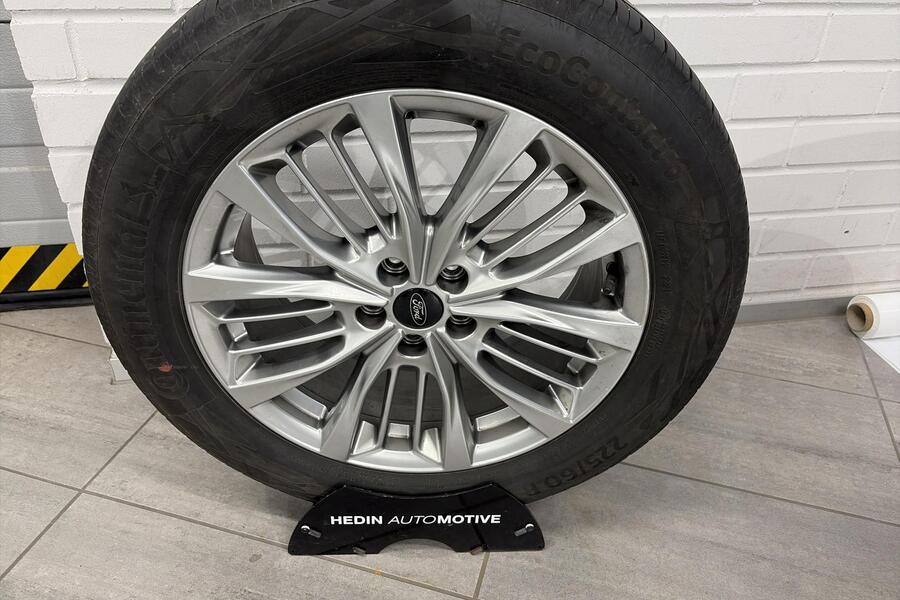 Ford Kuga vaihtoauto