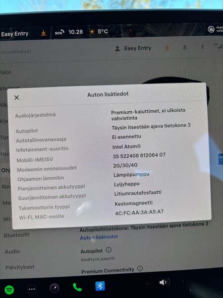 Tesla Model 3 vaihtoauto