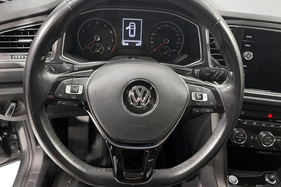 Volkswagen T-Roc vaihtoauto