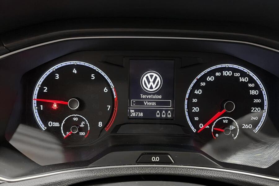 Volkswagen T-Roc vaihtoauto