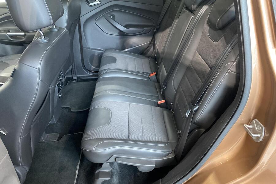 Ford Kuga vaihtoauto