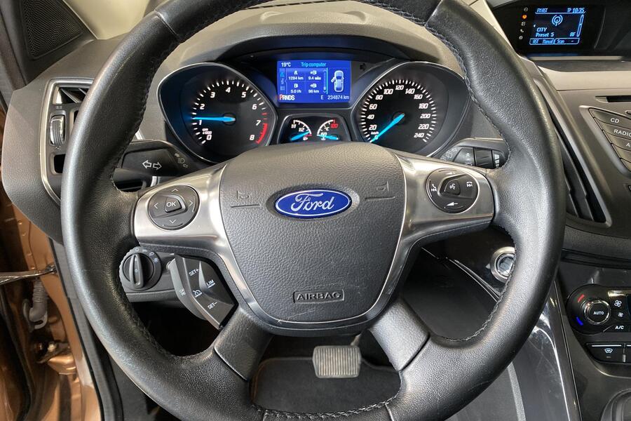 Ford Kuga vaihtoauto