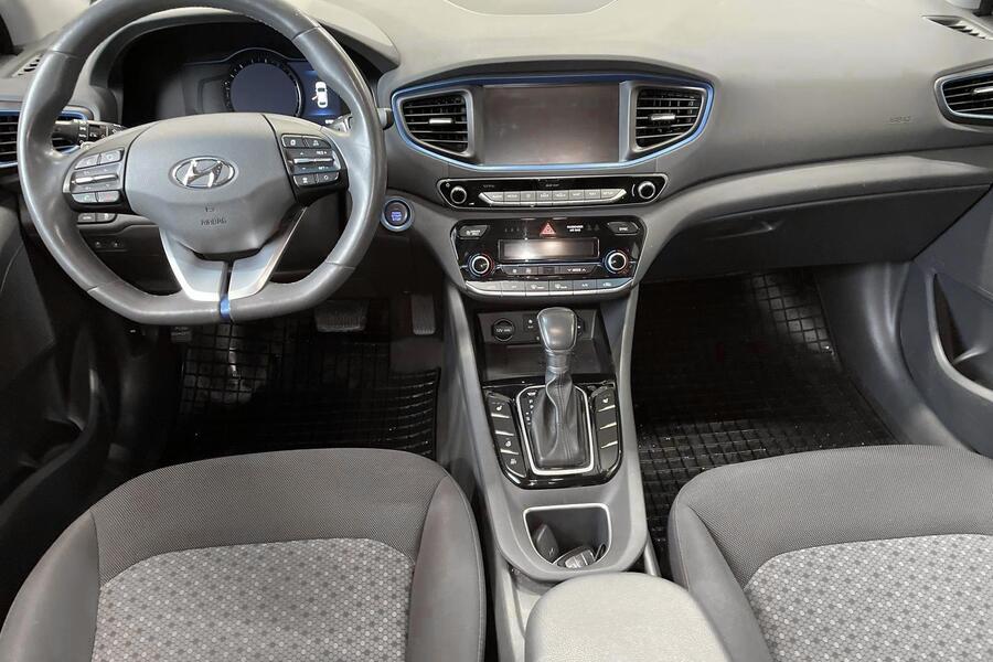 Hyundai IONIQ plug-in vaihtoauto