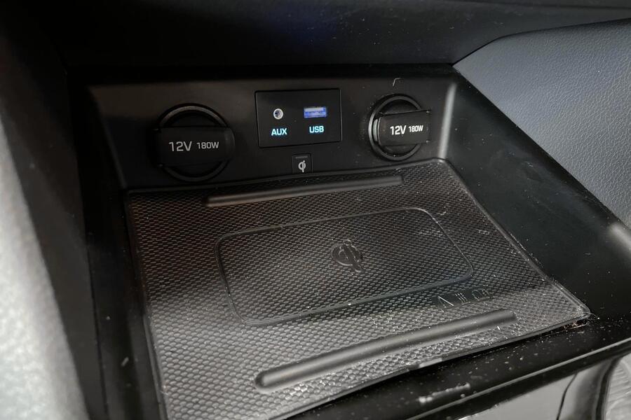 Hyundai IONIQ plug-in vaihtoauto