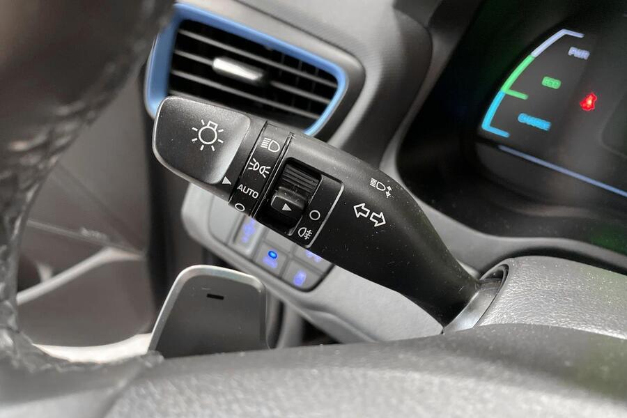 Hyundai IONIQ plug-in vaihtoauto