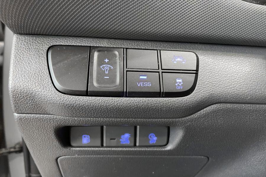 Hyundai IONIQ plug-in vaihtoauto