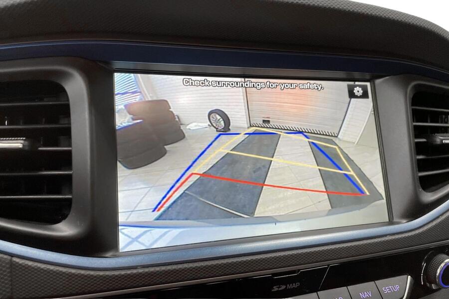 Hyundai IONIQ plug-in vaihtoauto