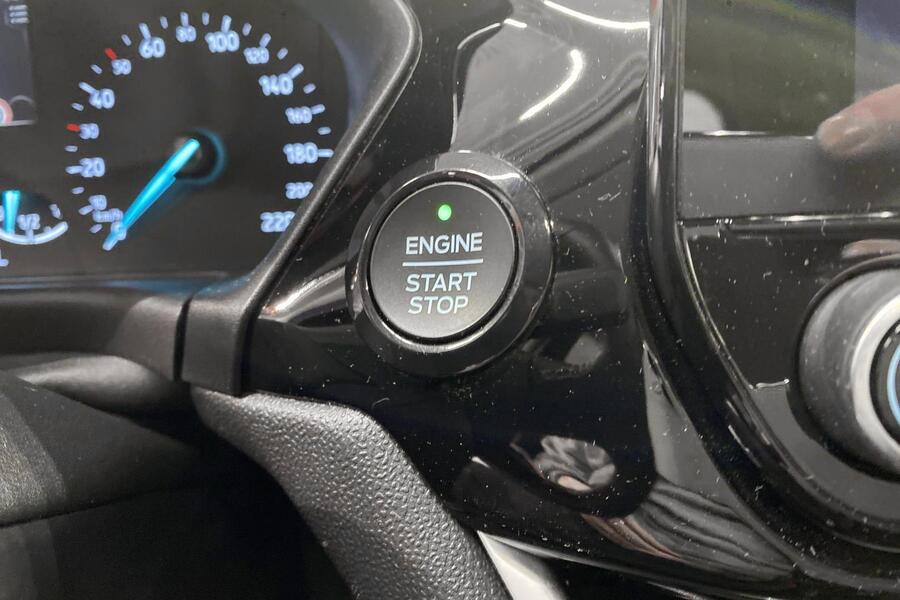 Ford Fiesta vaihtoauto