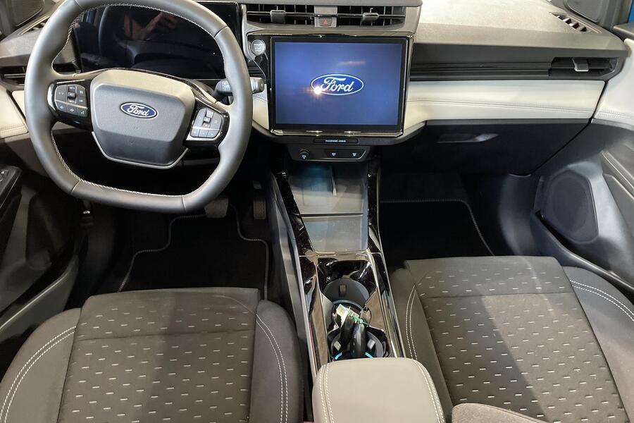 Ford Puma Gen-E vaihtoauto