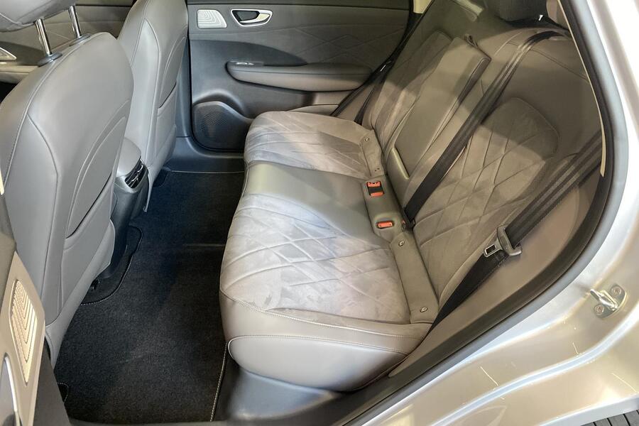 MG MGS6 EV vaihtoauto