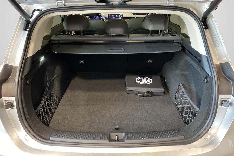 MG MGS6 EV vaihtoauto