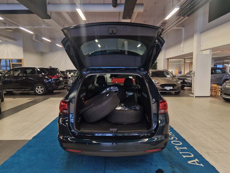 Opel Astra vaihtoauto