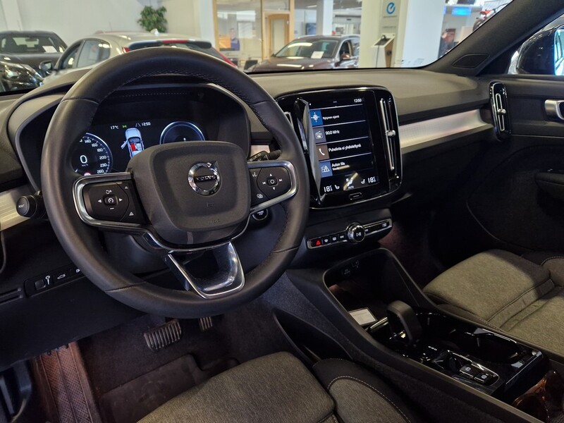 Volvo XC40 vaihtoauto