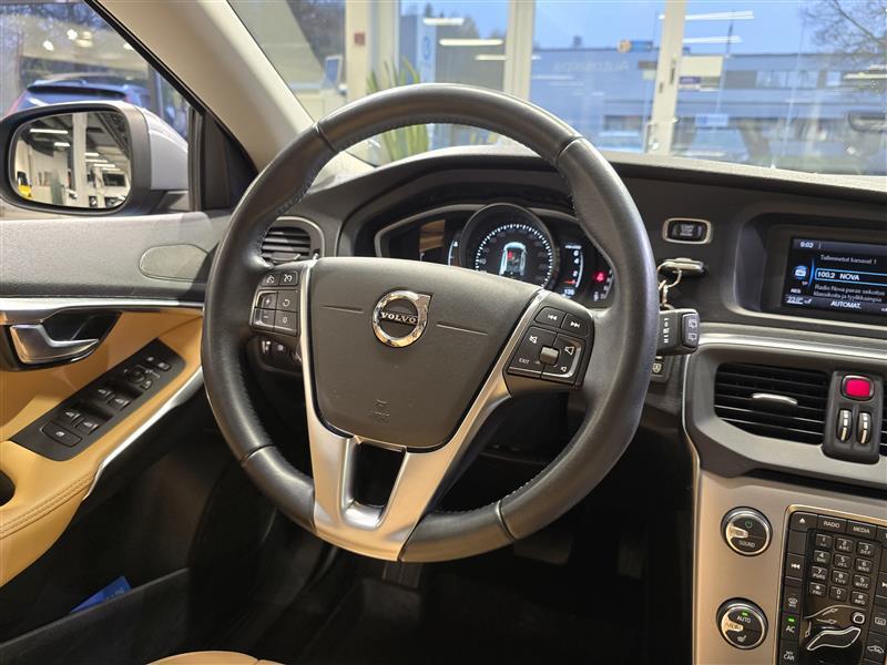 Volvo V40 vaihtoauto