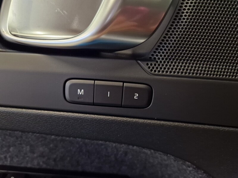 Volvo EX40 vaihtoauto